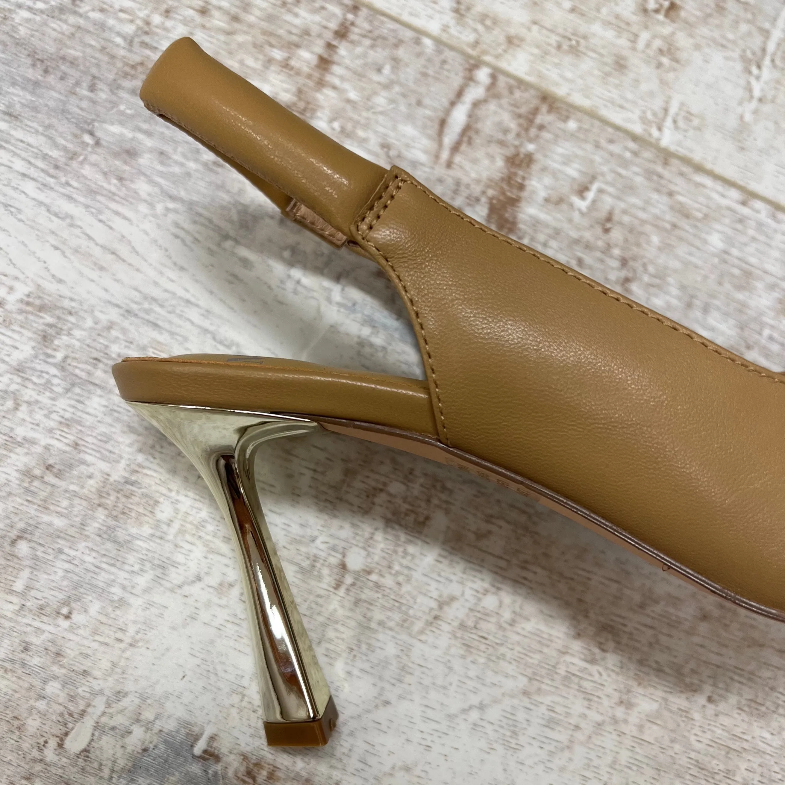 Traina Leather Heel